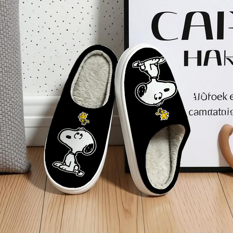 Winter Clothing In Japan - Cute Snoopy Peanuts Cartoon Cotton Slippers